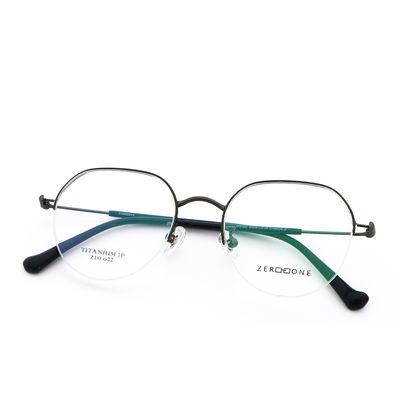 Buon prezzo Le donne Gold Beta Full Titanium Glassess Frames Super Elastico in linea