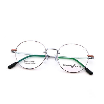 Harga yang bagus New Arrival Portable Trendy Β Titanium Kacamata Frame Unisex 66362 on line